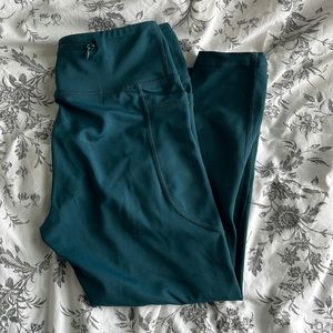 Senita Athletics Lux 7/8 Leggings in Pacific